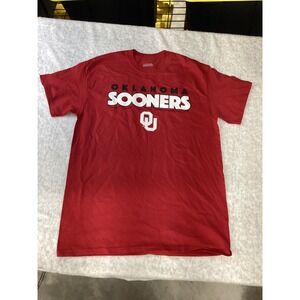 Captivating Oklahoma Sooners Mens T-Shirt Medium Red NCAA OU Graphic Tee